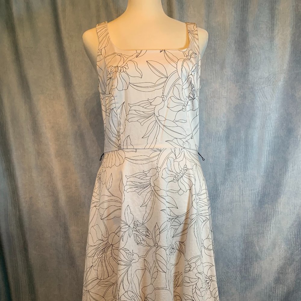 BREAKIN LOOSE SZ 11/12 WHT/BLK FLORAL MIDI DRESS